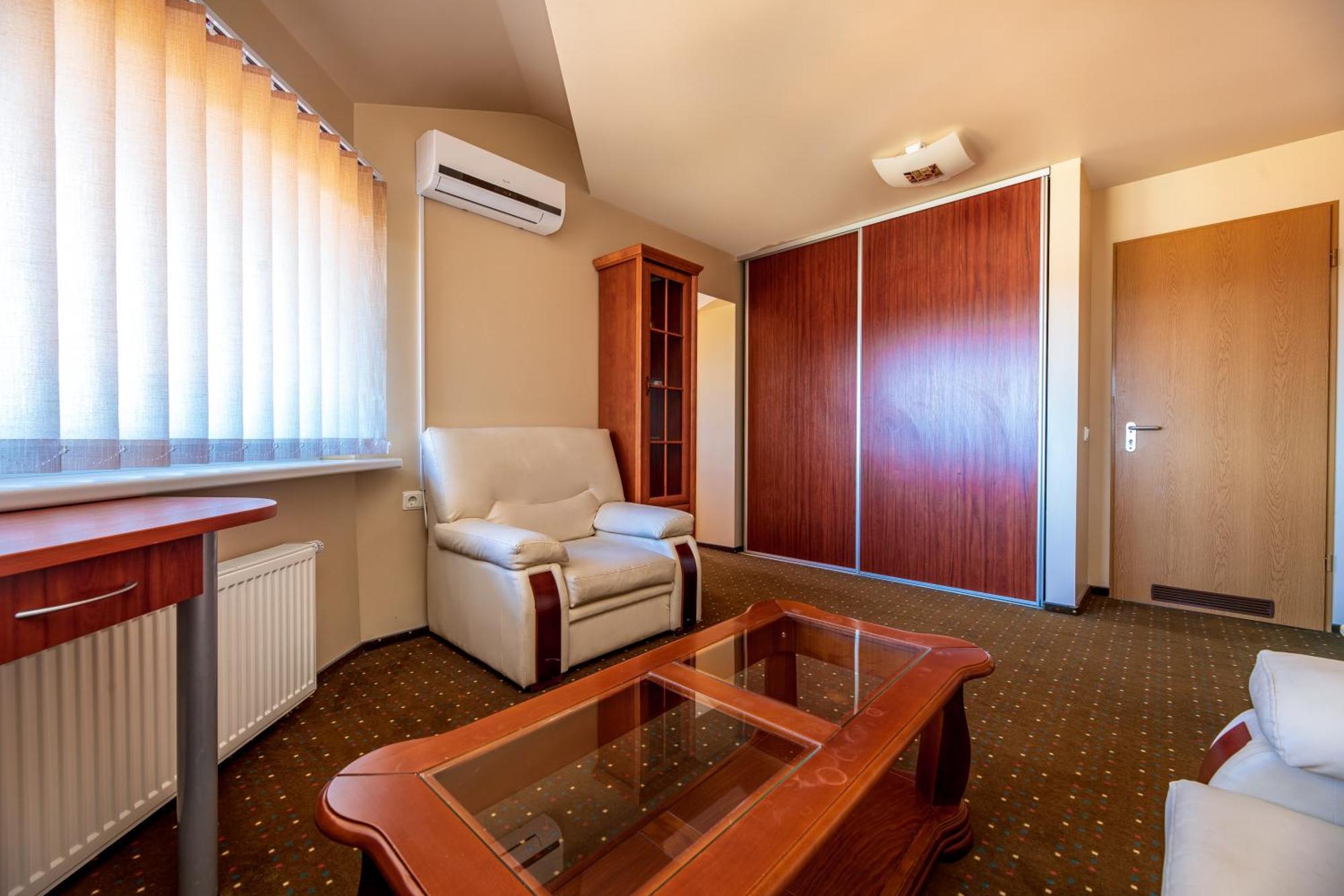 Apartamentai "Tenisas" Palanga Esterno foto