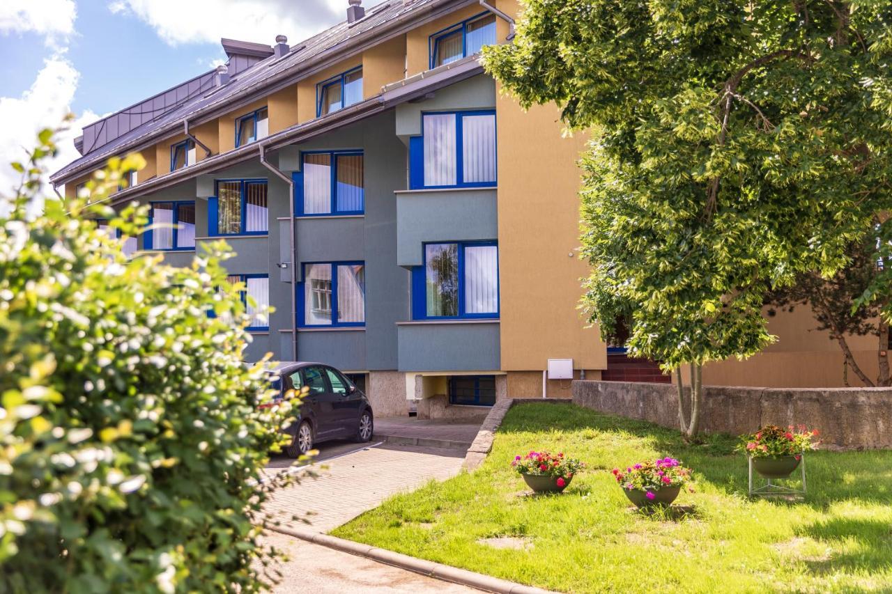 Apartamentai "Tenisas" Palanga Esterno foto